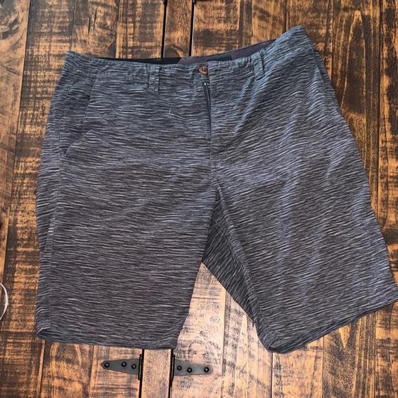 Volcom Surf and Turf Shorts - Picture 1 of 6